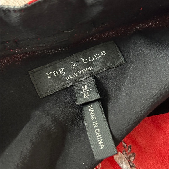 EUC Rag & Bone 100% Silk Top(size medium) - Picture 8 of 9